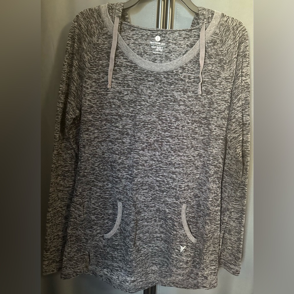 🛍️BUNDLE DEAL🛍️ - Women’s Old Navy Active Hooded Long Sleeve